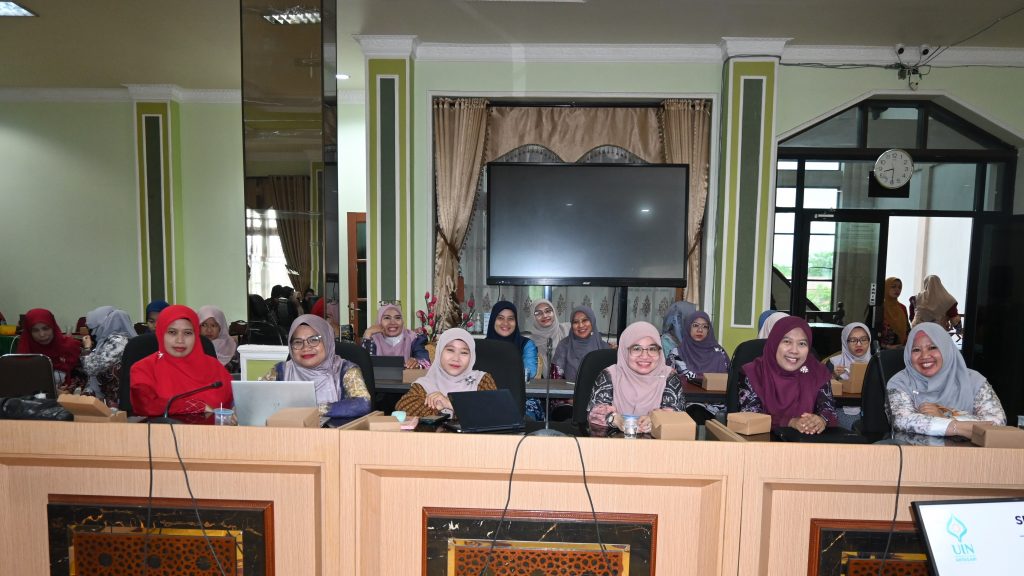 Para peserta saat mengikuti acara (Foto:Humas/Jamal Ripani)