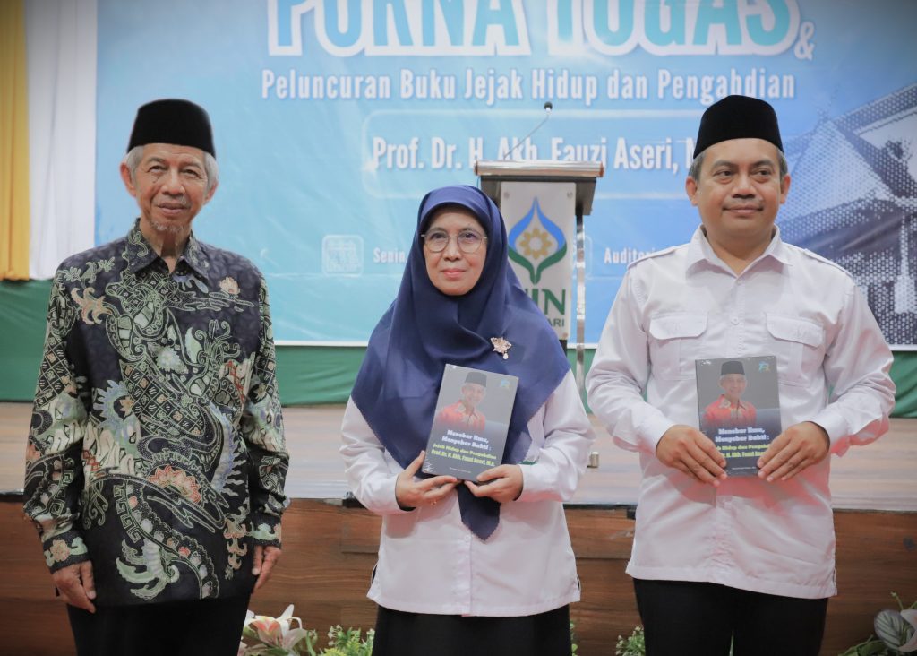 Peluncuran Buku Prof. Dr. H. Akh. Fauzi Aseri, M.A. (Foto:Humas/Haitami)