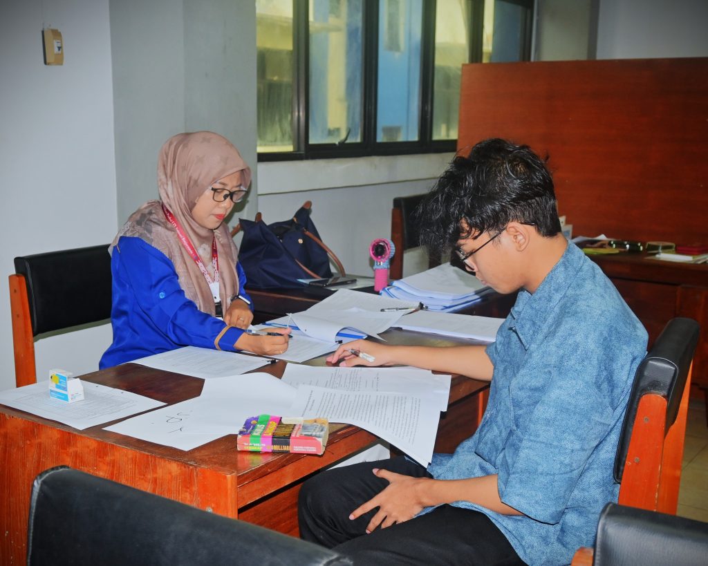 Uji Kompetensi Penerjemah Teks Umum untuk Bahasa Inggris (Foto:Humas/Jamal Ripani)