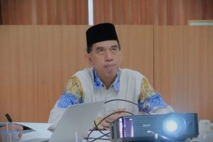 Dr. H. Hasni Noor, M.Ag. saat memimpin rapat, 7 Mei 2026 (Foto:Humas/Neco EP)