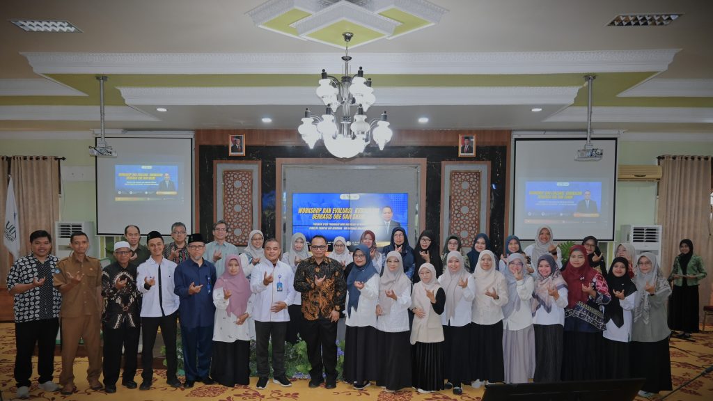 Foto bersama usai pembukaan (Foto:Humas/Jamal Ripani)