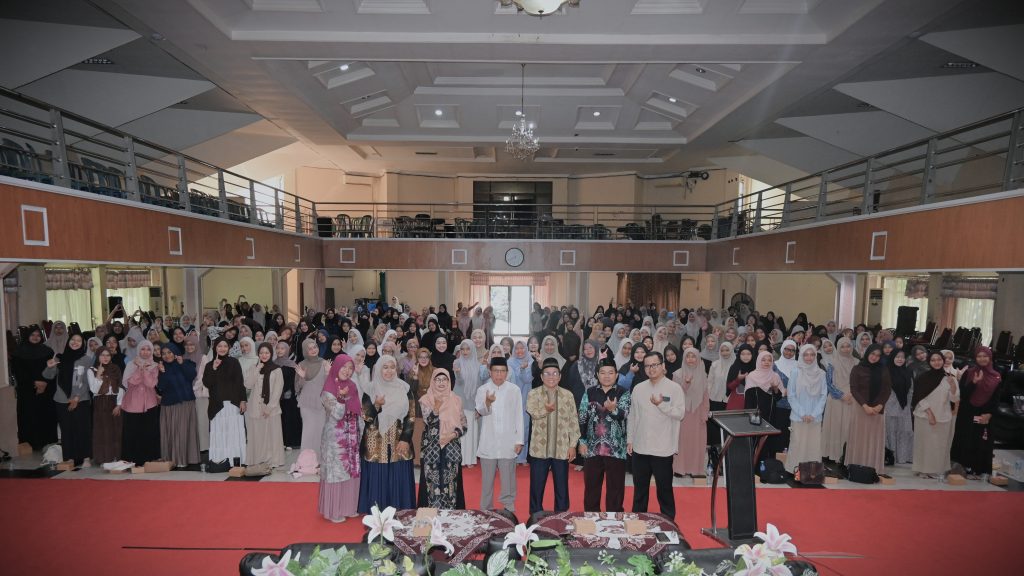 Foto bersama usai pembukaan (Foto:Humas/Jamal Ripani)