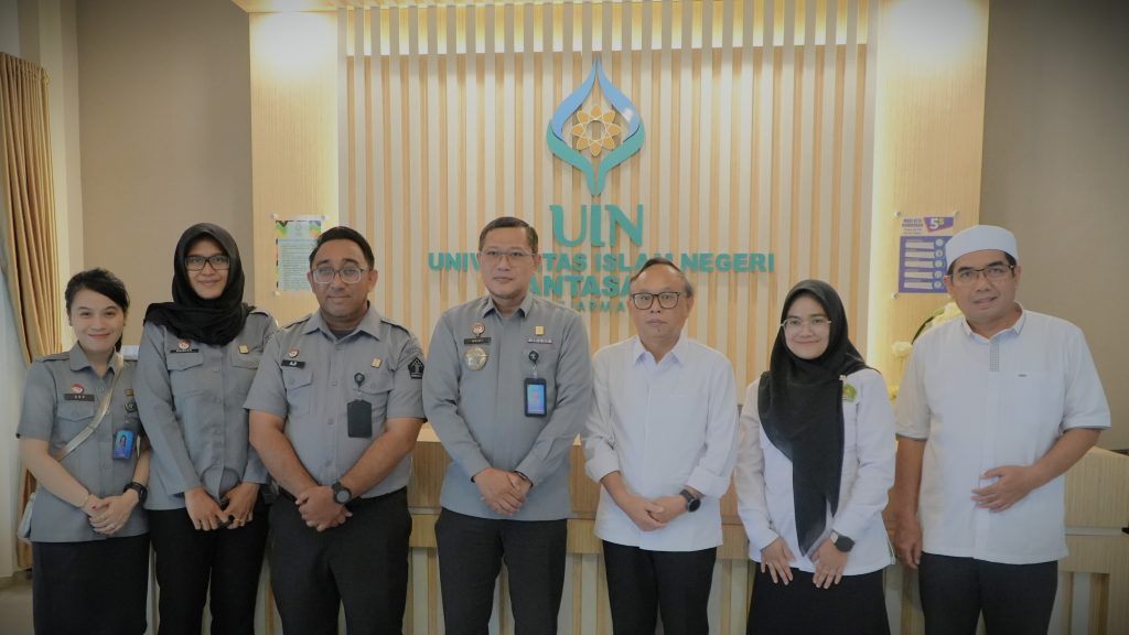 Foto bersama usai penandantangan perjanjian kerja sama (Foto:Humas/Neco EP)