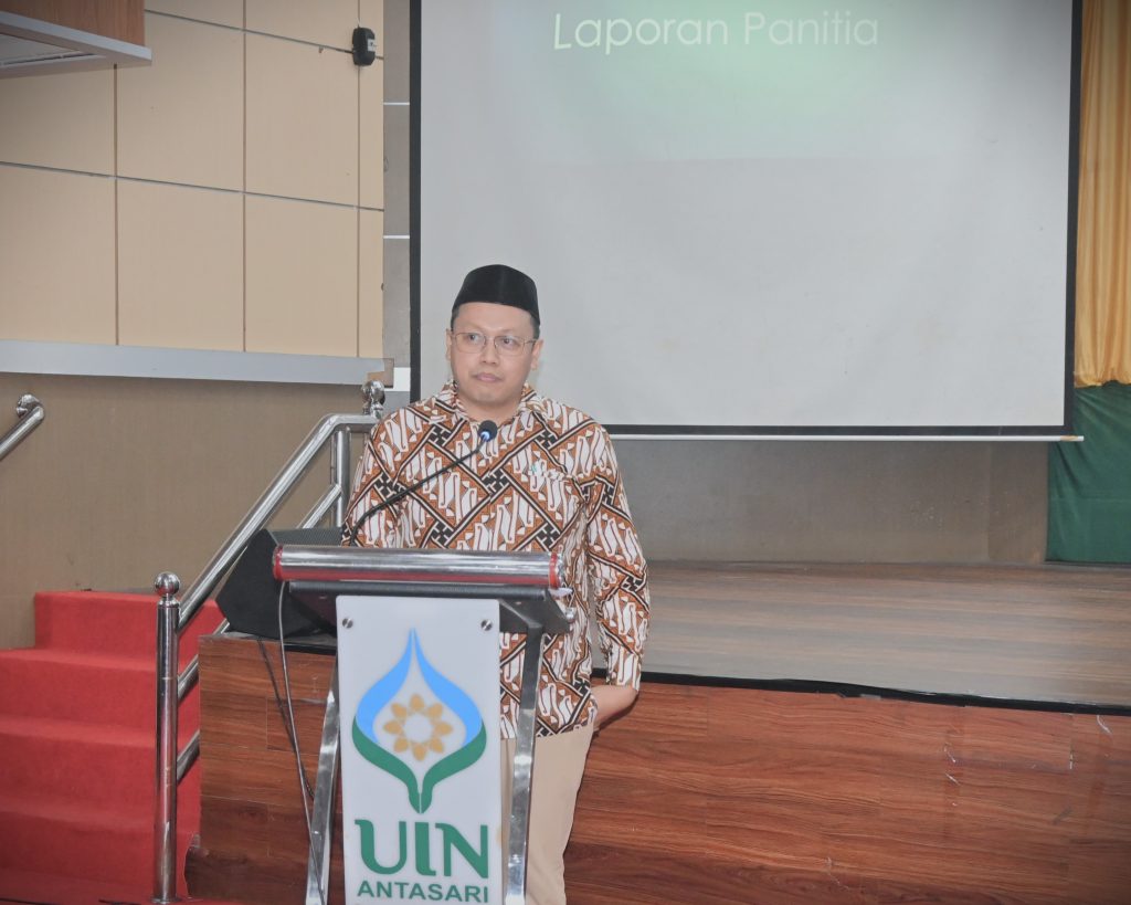 Jamal Syarif, M.Ag. saat menyampaikan laporan (Foto:Humas/Jamal Ripani)