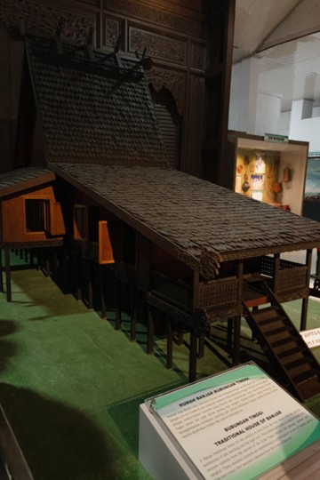 Maket Rumah Adat Bubungan Tinggi.