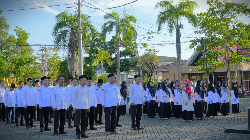 Para pegawai saat mengikuti apel (Foto:Humas)