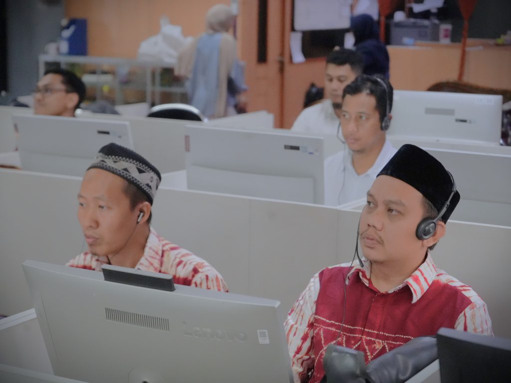Sekretaris Prodi Ilmu Hadis Hafiz Mubarak, S.ThI., M.Pd.I. dan Kaprodi H. M. Arabiy, M.A. (Foto:Humas)