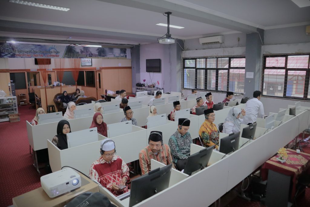 Suasana AL Prodi S-1 Ilmu Hadis via daring (Foto:Humas)