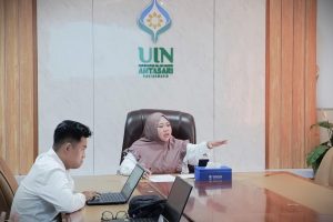 Wakil Rektor Dr. Fatwiah Noor, Lc., M.Pd. saat memberikan arahan (Foto:Humas)