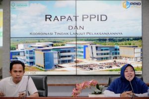 Wakil Rektor UIN Antasari Bidang AUPK Dr. Fatwiah Noor, Lc., M.Pd. saat memberikan arahan (Foto:Humas/Neco EP)