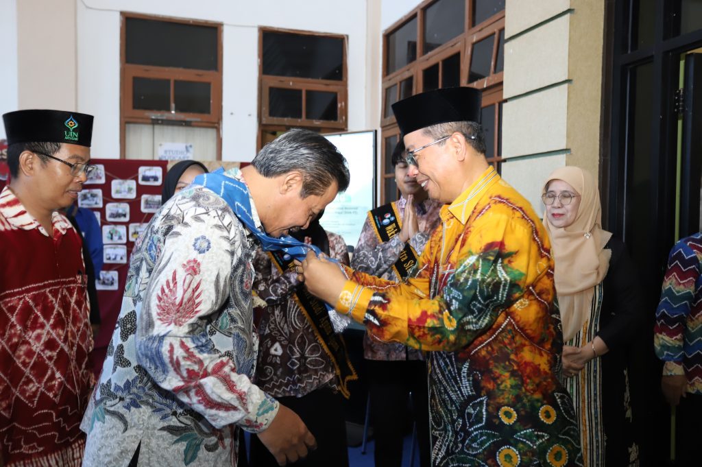 Asesor 2 saat disambut Dekan (Foto:Humas/Rudy Hr))