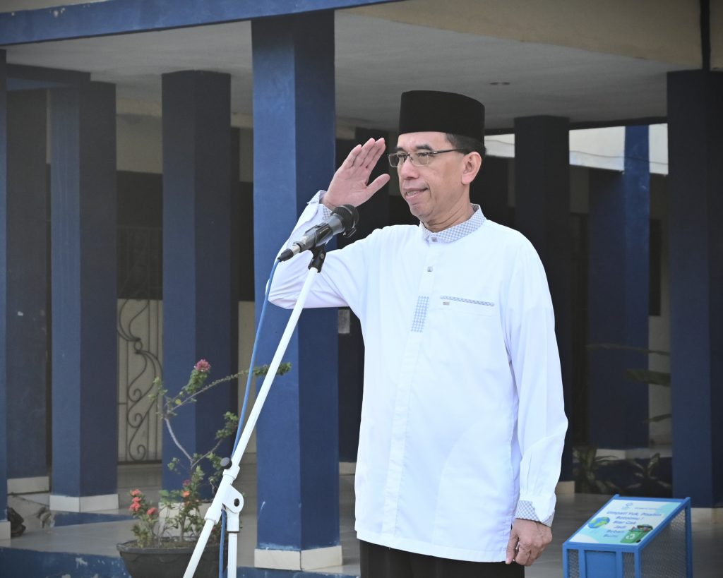 Dr. H. Hasni Noor, M.Ag. saat menjadi Pembina Apel, 22 Juni 2026 (Foto:Humas/Jamal Ripani)
