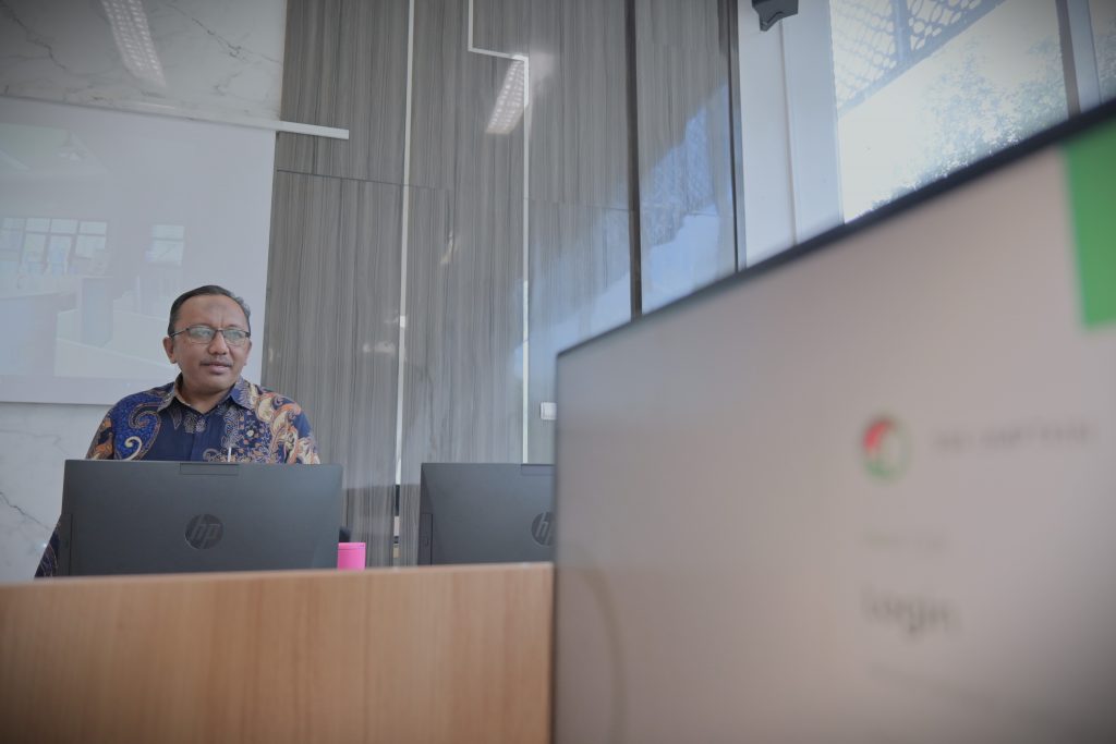 H. Haris Fadilah, S.Ag., M.Pd.I. saat memberikan sambutan (Foto:Humas)