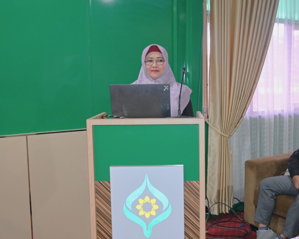 Lismiati saat bersiap mempertahankan disertasinya (Foto:Humas/Jamal Ripani)