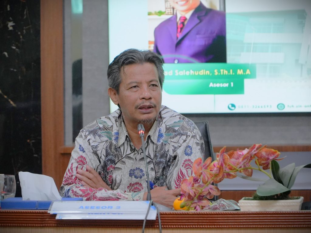 Prof. Dr. Drs. Sudarman, M.Ag. saat memberikan rekomendasi (Foto:Humas)