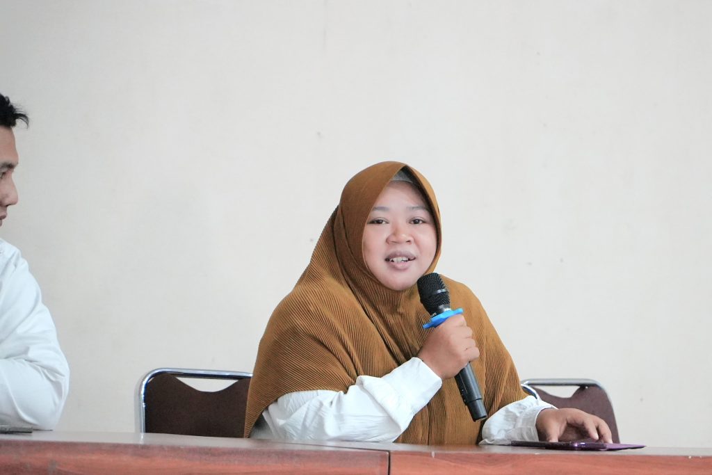 Dr. Fatwiah Noor, Lc., M.Pd. saat membuka acara.