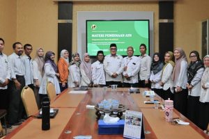 Foto bersama usai Rakor Arsiparis. Foto bersama usai Rakor Arsiparis.