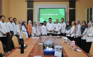 Foto bersama usai Rakor Arsiparis.