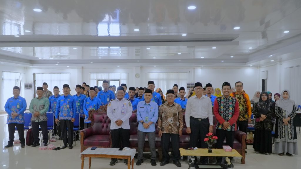 Foto bersama usai pembukaan.