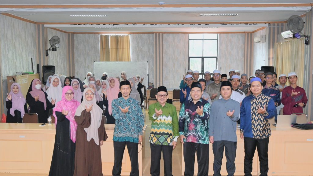 Foto bersama usai pembukaan.