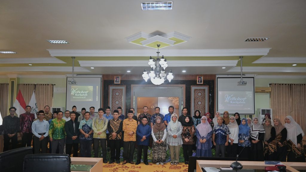 Foto bersama usai pembukaan (Foto:Humas/Jamal Ripani)