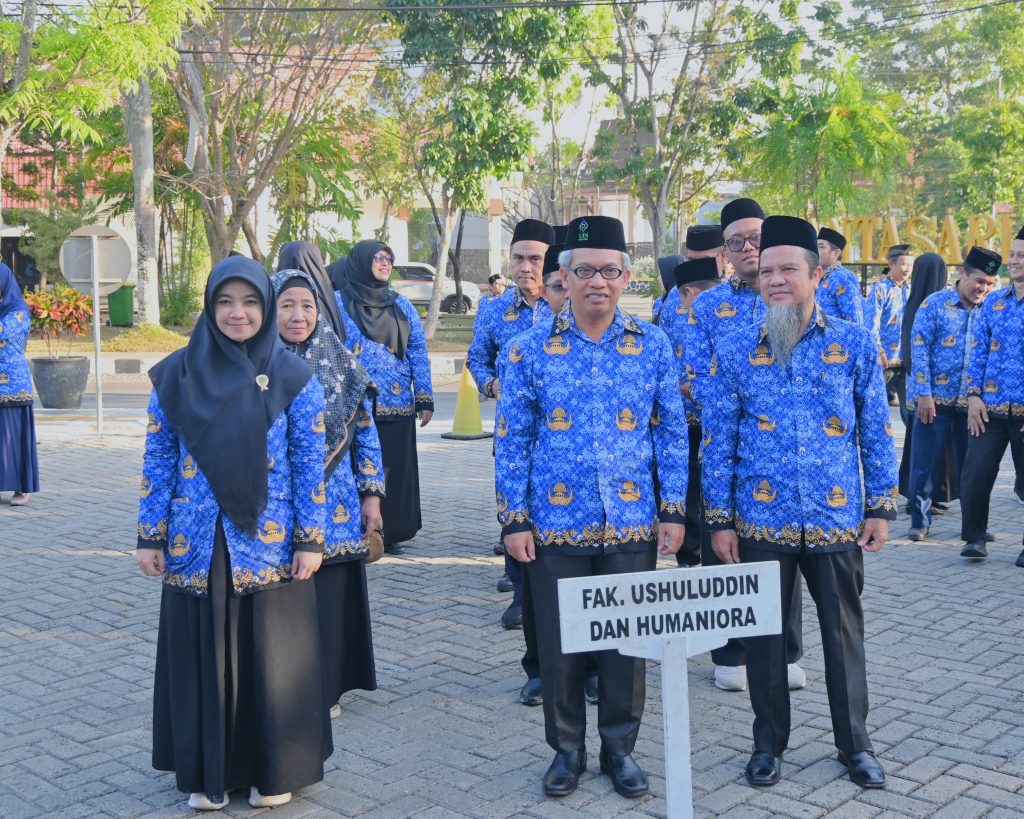 Para peserta saat bersiap mengikuti Apel (Foto:Humas/Jamal Ripani)
