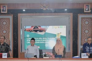 Pembukaan Lokakarya Visi Misi UIN Antasari. Pembukaan Lokakarya Visi Misi UIN Antasari.