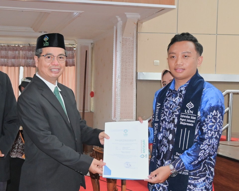 Yudisiawan Terbaik Ahmad Ridhoni, S.Ag.