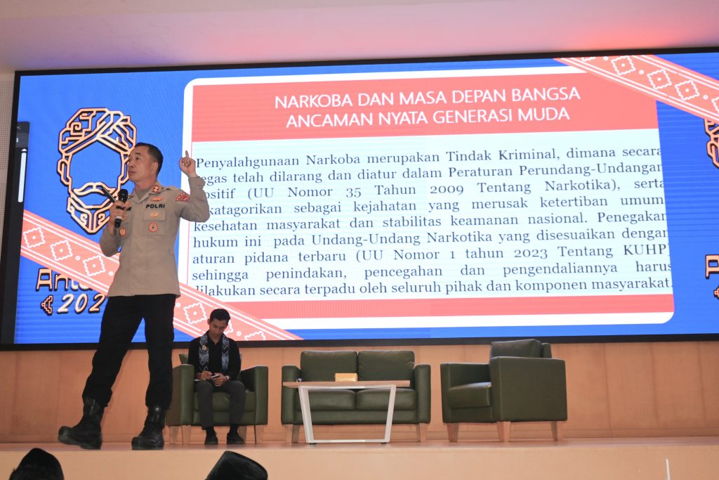 AKBP Dr. H. Saharuddin, S.H., M.M., M.Kn. saat menjadi narasumber.