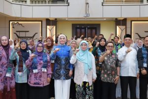 Foto bersama dengan Wakil Wali Kota Banjarmasin. - kompres