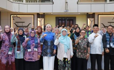 Foto bersama dengan Wakil Wali Kota Banjarmasin. - kompres