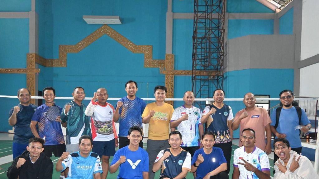Foto bersama sebelum berlaga.