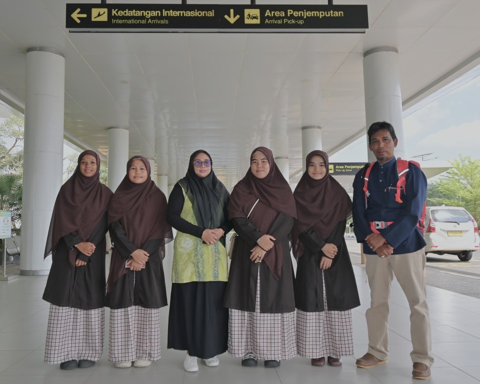 Foto bersama sebelum ke Banjarmasin. - kompres