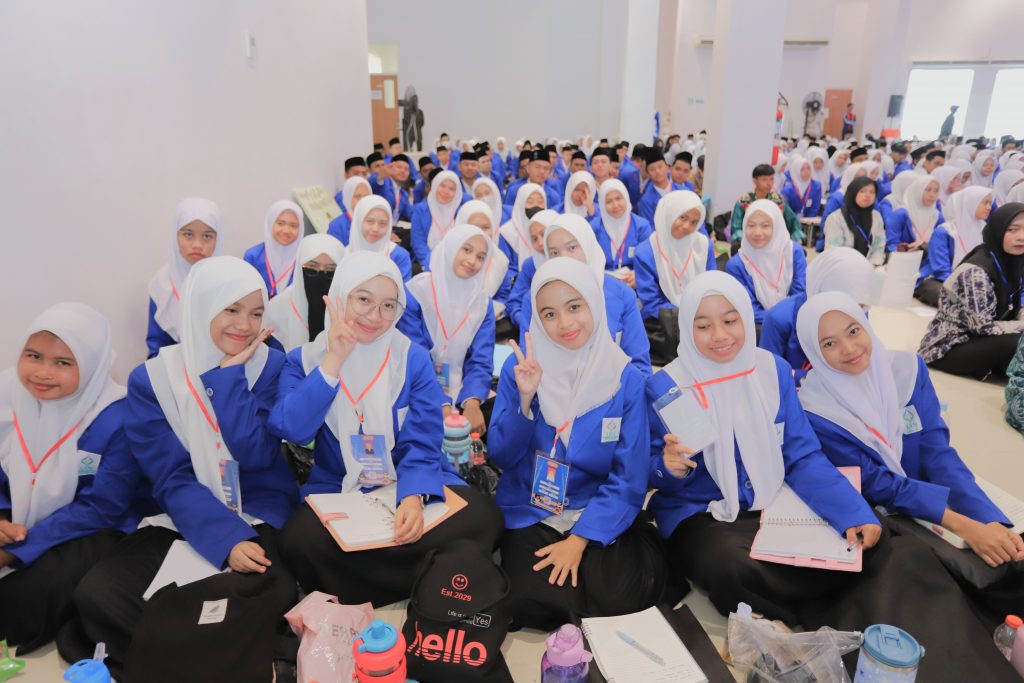 Keceriaan para peserta PBAK 2026.