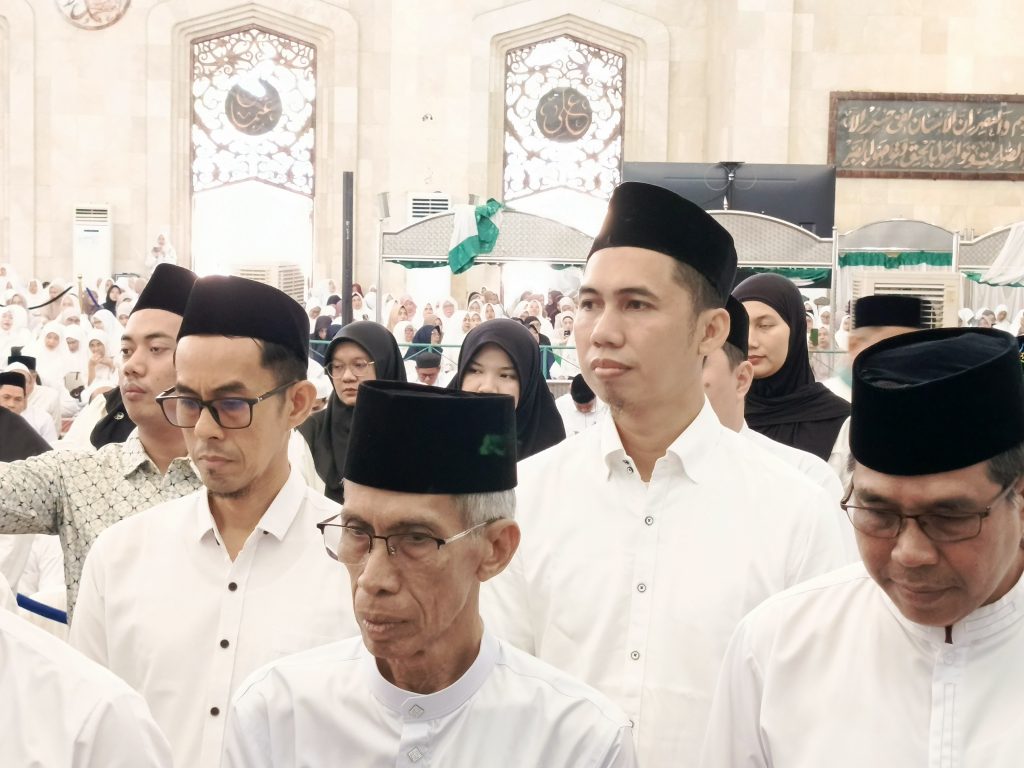 Para dosen UIN Antasari yang ikut dilantik.