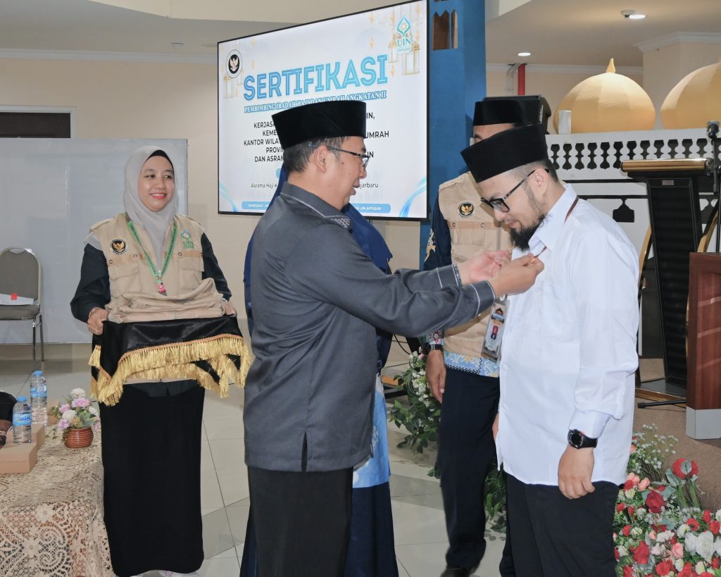 Pelepasan tanda peserta.