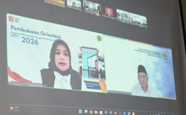Pembukaan orientasi via daring.