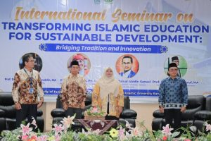 Suasana pembukaan.