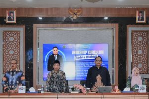 Suasana pembukaan. Suasana pembukaan.