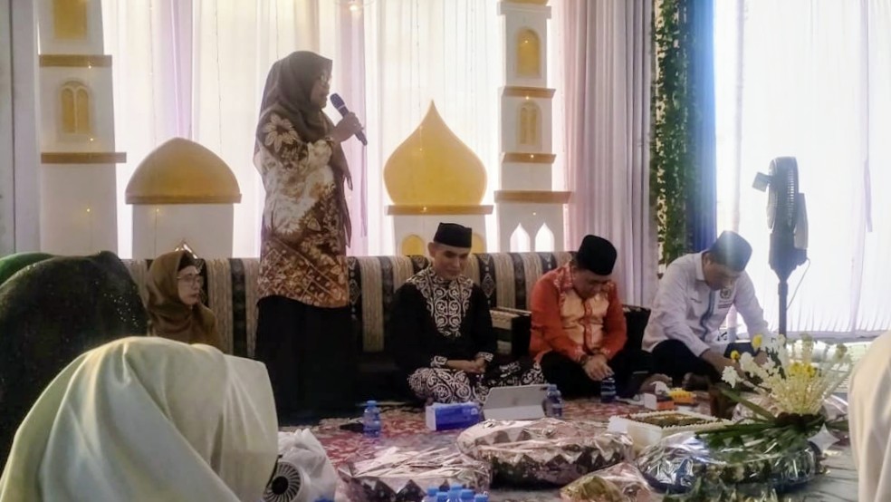 Tim FTK UIN Antasari saat berkontribusi dalam Program Peningkatan Mutu Pendidikan Islam di Tanah Bumbu.