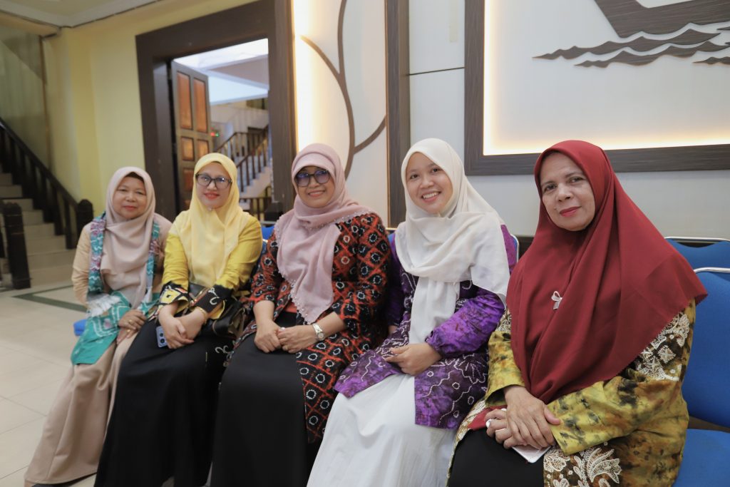 Tim Tuan Rumah saat bersiap mengikuti Gala Dinner.