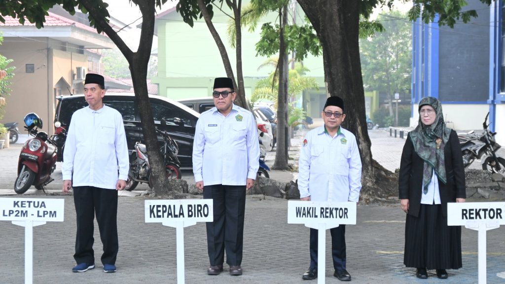 Barisan pimpinan.