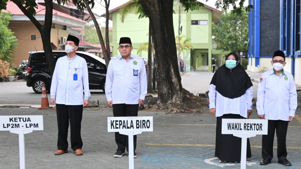 Barisan pimpinan.