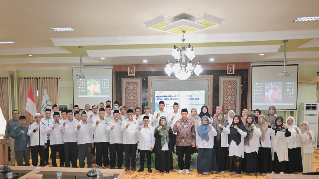 Foto bersama usai pembukaan.