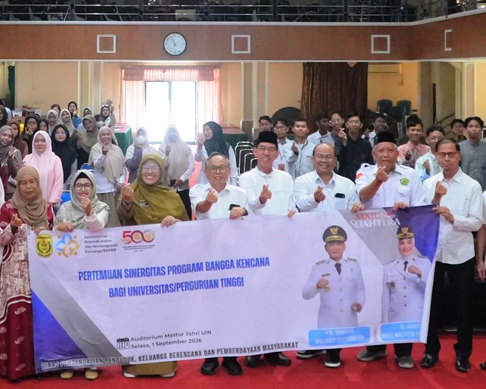 Foto bersama usai pembukaan