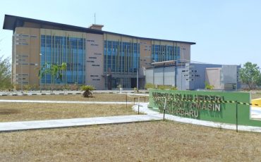 Kondisi kabut asap yang mulai menghilang di kampus 2 UIN Antasari di Banjarbaru, 22 September 2026.