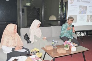 Muhammad Adam Buchori Muslim, S.Pd. saat menjadi narasumber. Muhammad Adam Buchori Muslim, S.Pd. saat menjadi narasumber.