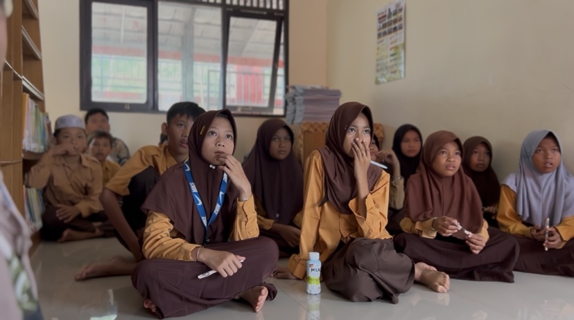 Para murid saat mengikuti Sosialisasi Stop Perundungan.