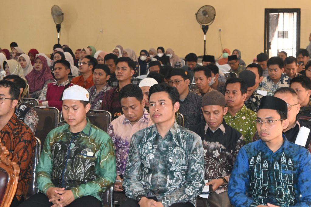 Para peserta saat sedang mengikuti acara.