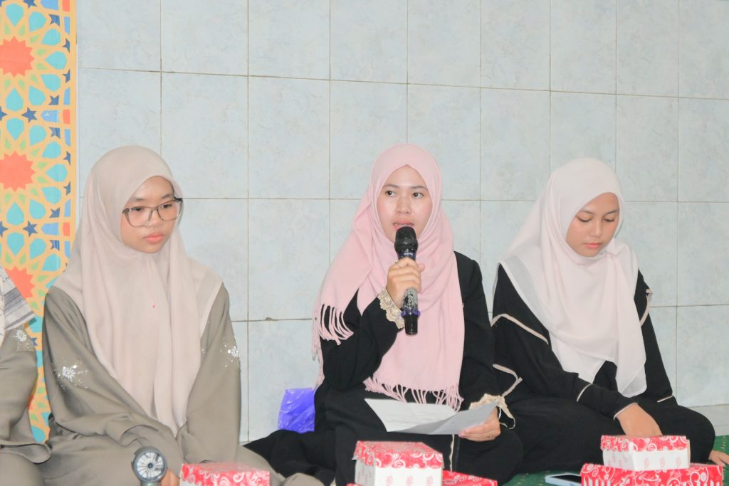 Pembukaan acara.